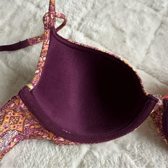 Victoria's Secret | Purple Paisley Body By Victoria "Lined Demi" Bra | Size 32C - Picture 4 of 11